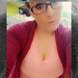 Meet your Posher, Sandy